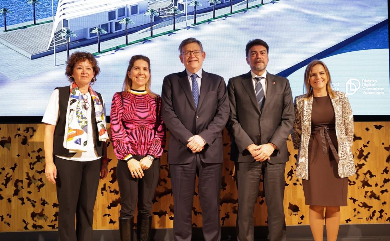 La consellera de Innovación, Josefina Bueno, Ximo Puig y Barcala, durante la presentación de este martes en Madrid. 