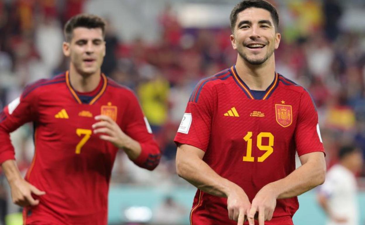 Carlos Soler celebra su gol contra Costa Rica. 