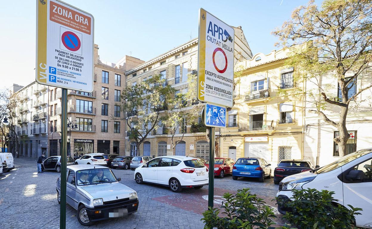 Zona vigilada por cámaras en el barrio del Carmen con acceso restringido. 