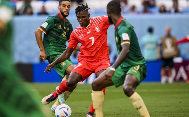 El histórico gesto de Embolo en su gol a Camerún que dará que hablar