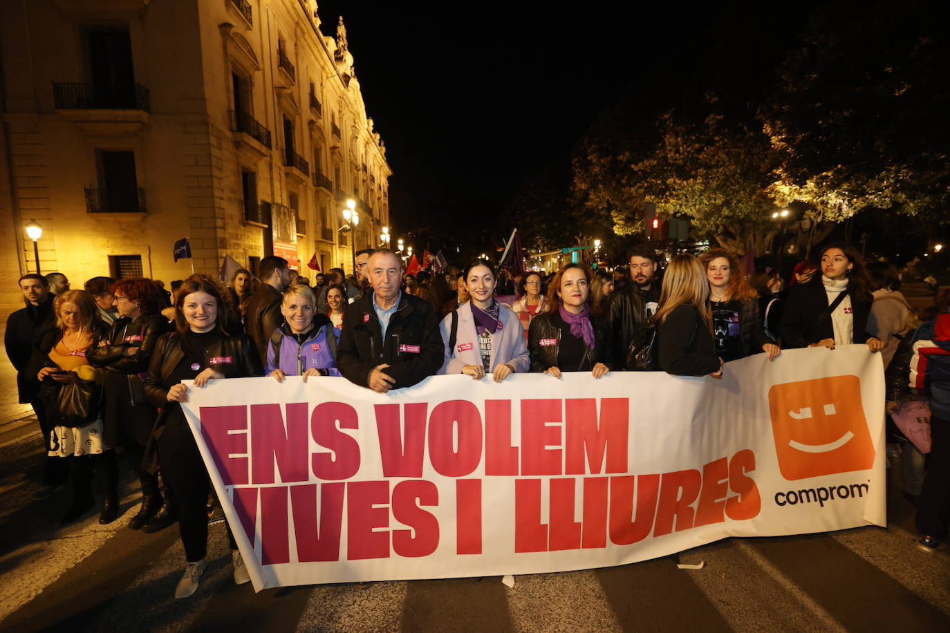 Fotos: Así ha sido la manifestación del 25N en Valencia