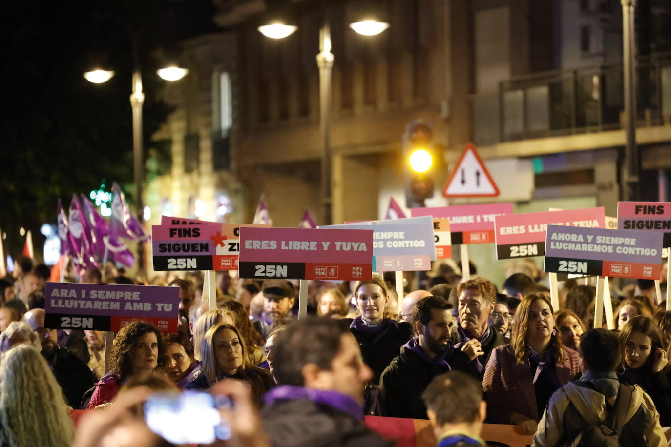 Fotos: Así ha sido la manifestación del 25N en Valencia