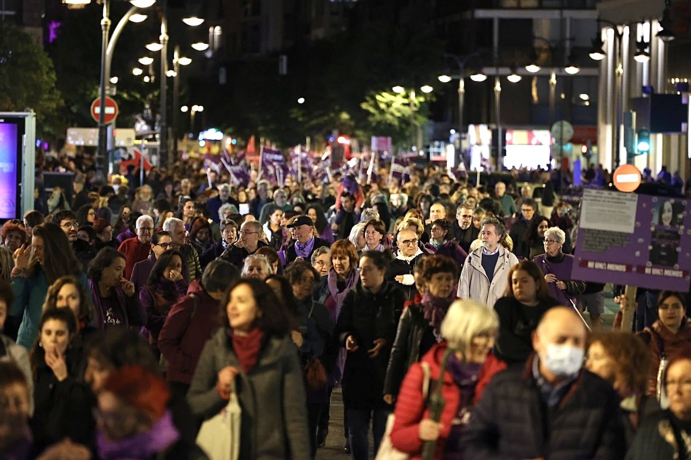 Fotos: Así ha sido la manifestación del 25N en Valencia