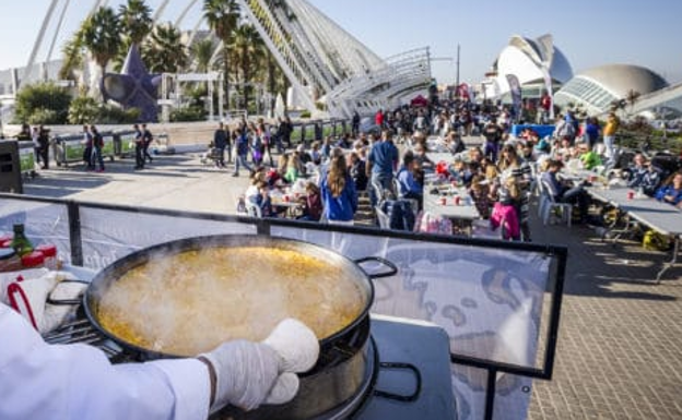 Qué es la Paella Party del Maratón de Valencia: cuándo y dónde se celebra