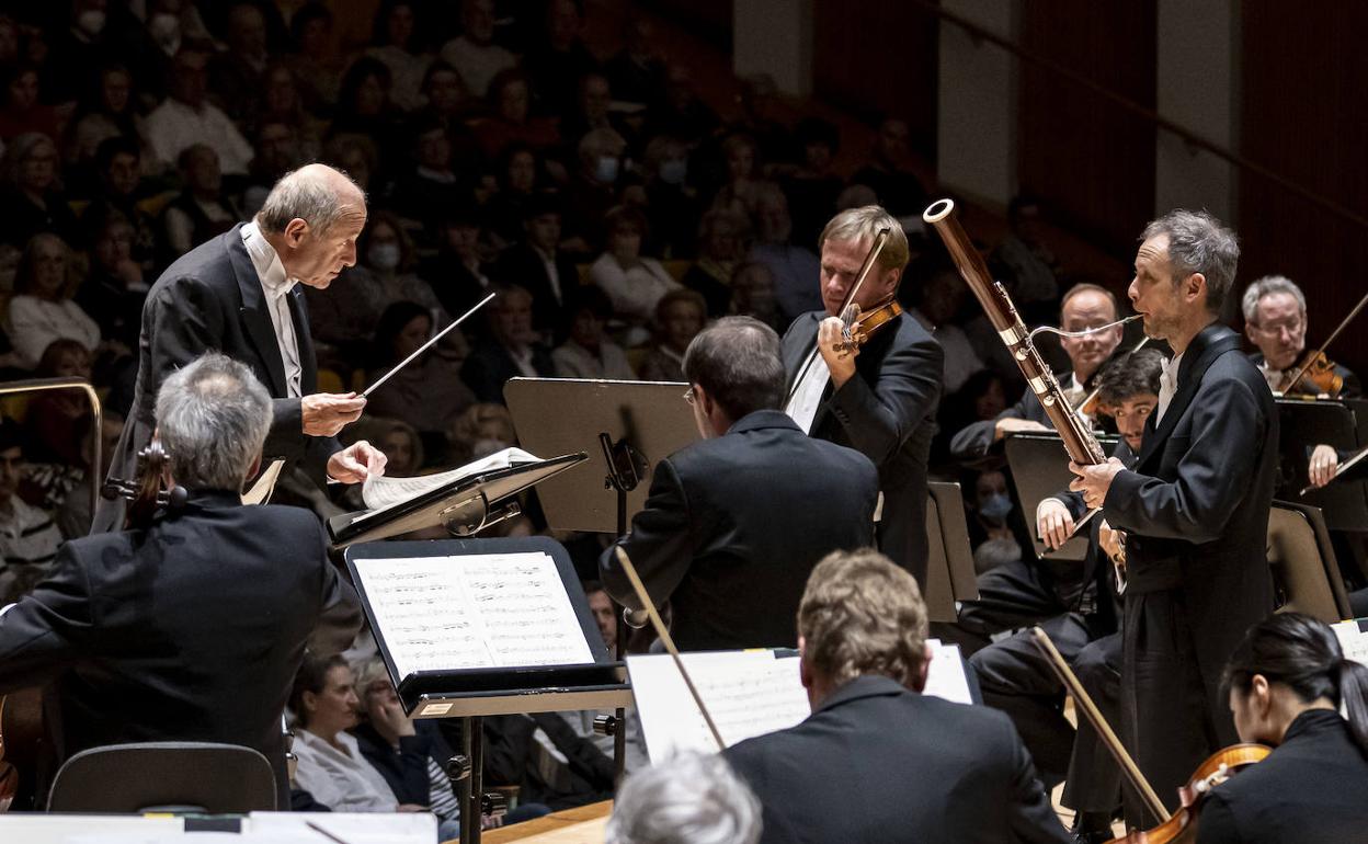 Iván Fisher dirige a la Bayerischen Rundfunks el viernes 25 de noviembre en Les Arts. 