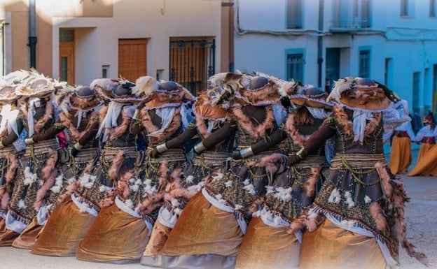 Desfile de Moros y Cristianos de La Font de la Figuera. 