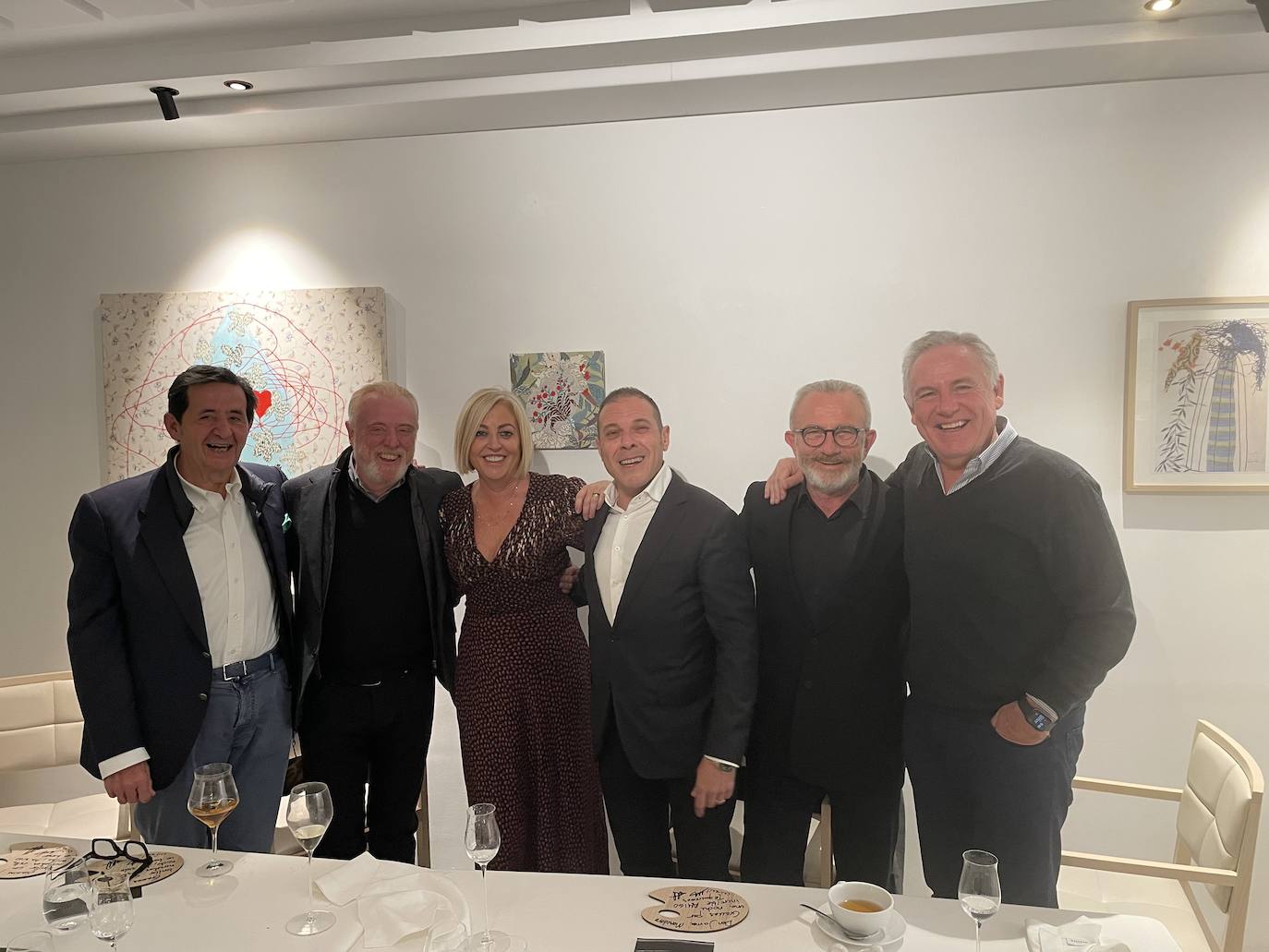 José Miguel Láinez, Ricardo Císcar, Julia Pérez Broseta, Javier Monedero, Sergio Terol y Carlos Zafrilla en el restaurante Lienzo.