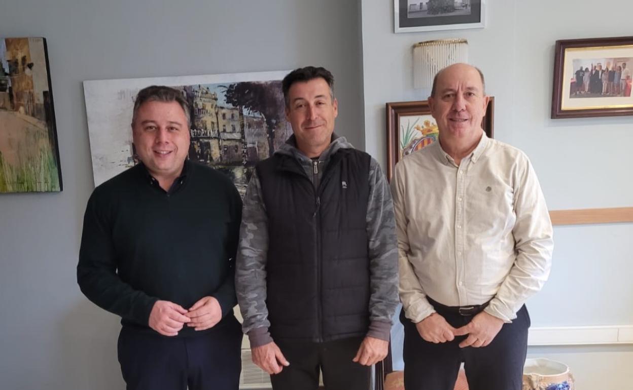 Un vecino de l'Alcúdia de Crespins cede al Ayuntamiento una finca de la partida de l'Algolecha