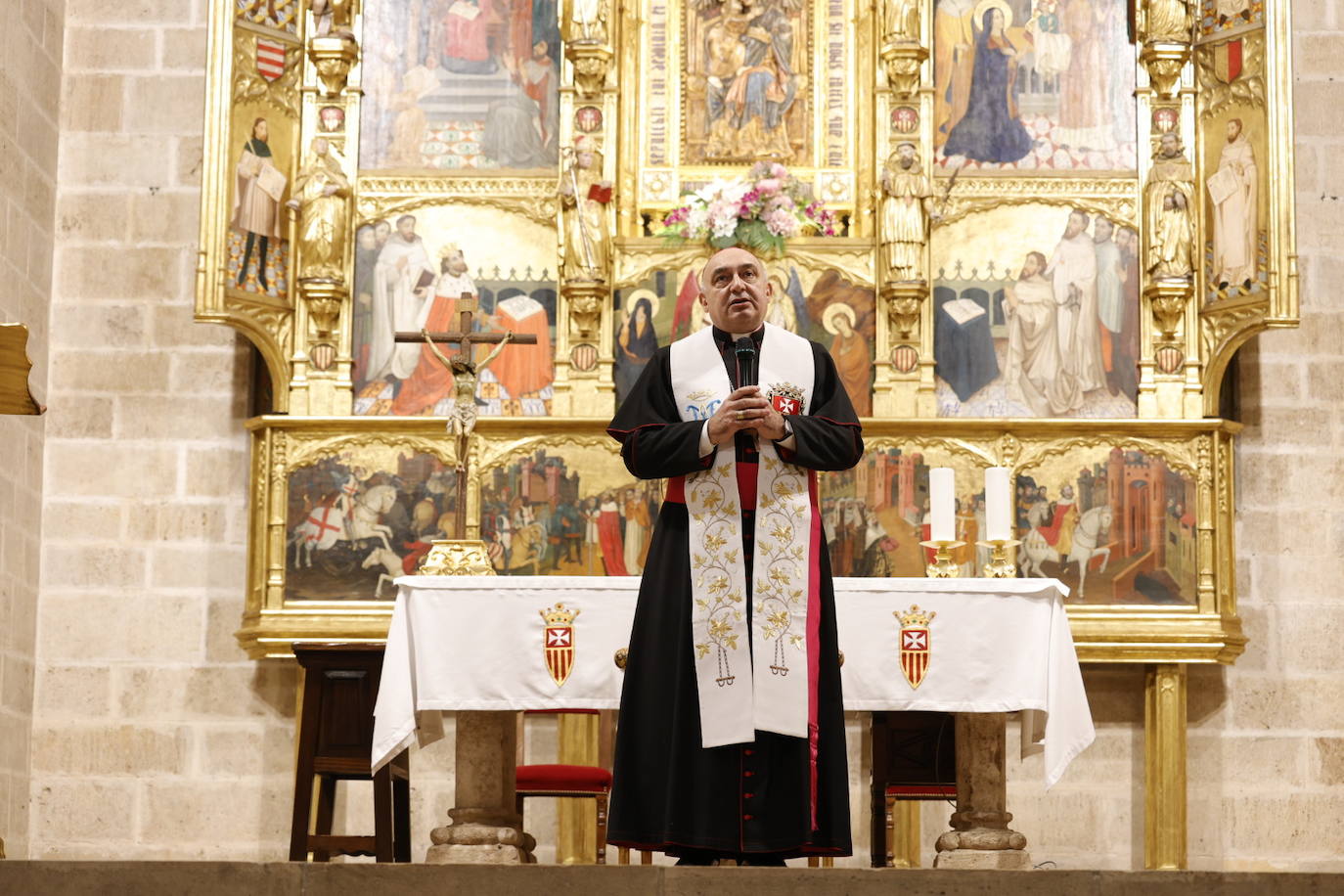 El nuevo arzobispo de Valencia ha visitado el monasterio de El Puig. 