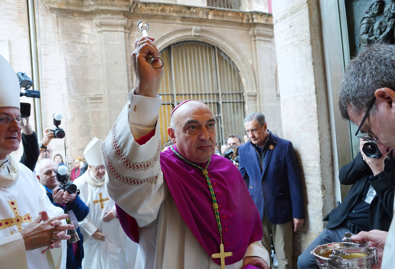 Fotos: Toma de posesión y misa en la catedral de Benavent, nuevo arzobispo de Valencia