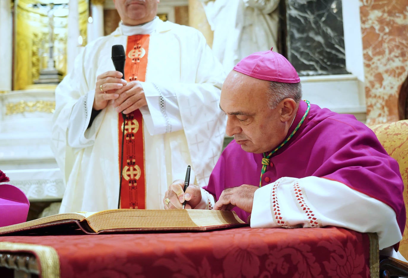 Fotos: Toma de posesión y misa en la catedral de Benavent, nuevo arzobispo de Valencia