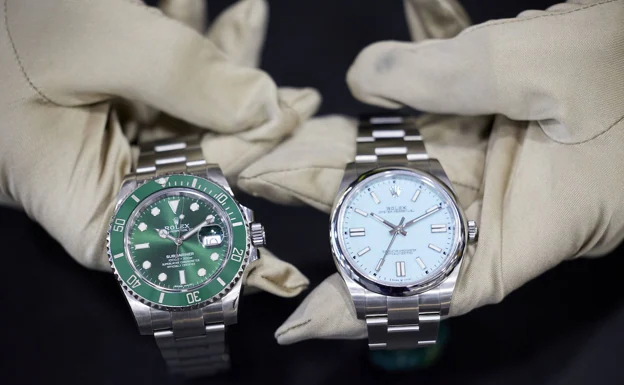 Reloj LOUIS VUITTON para mujer - Comprar o Vender tus Relojes de Lujo -  Vestiaire Collective