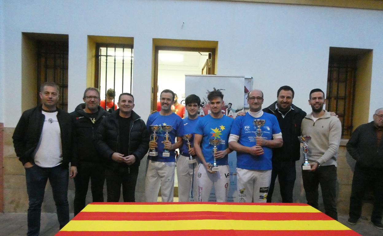 En la entrega de trofeos Pere Roc II, director Escola 