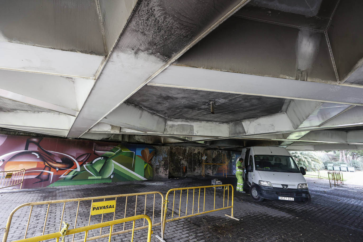 Fotos: Las tareas de restauración del puente de las Flores