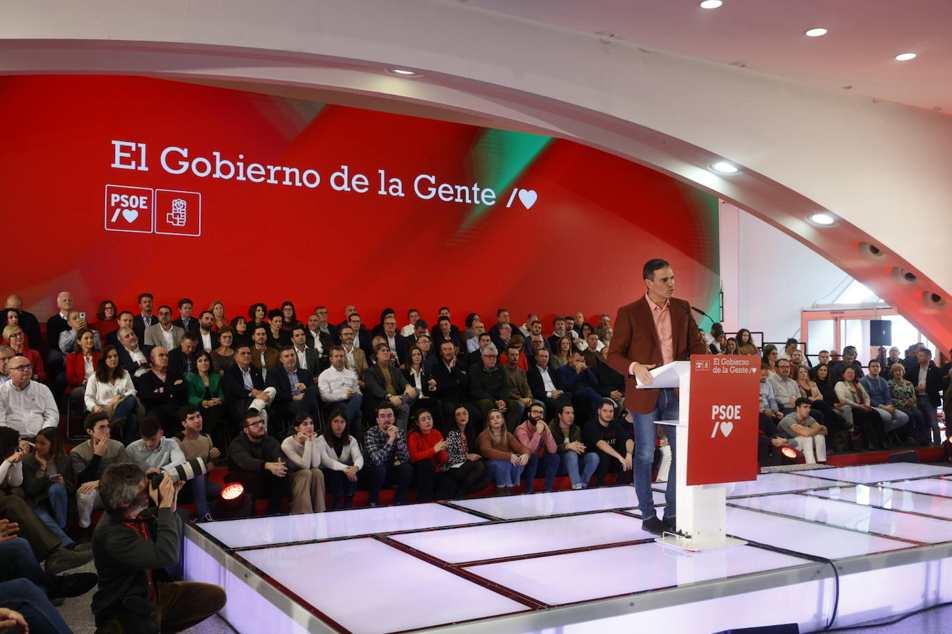 Fotos: Las mejores imágenes del acto del PSOE en Valencia