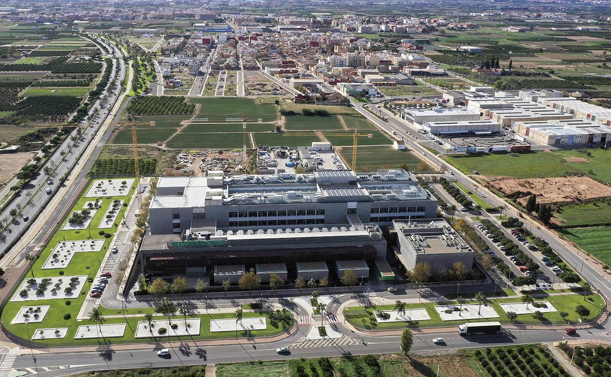 Vista aérea de las nuevas oficinas de la compañía en Albalat dels Sorells. 