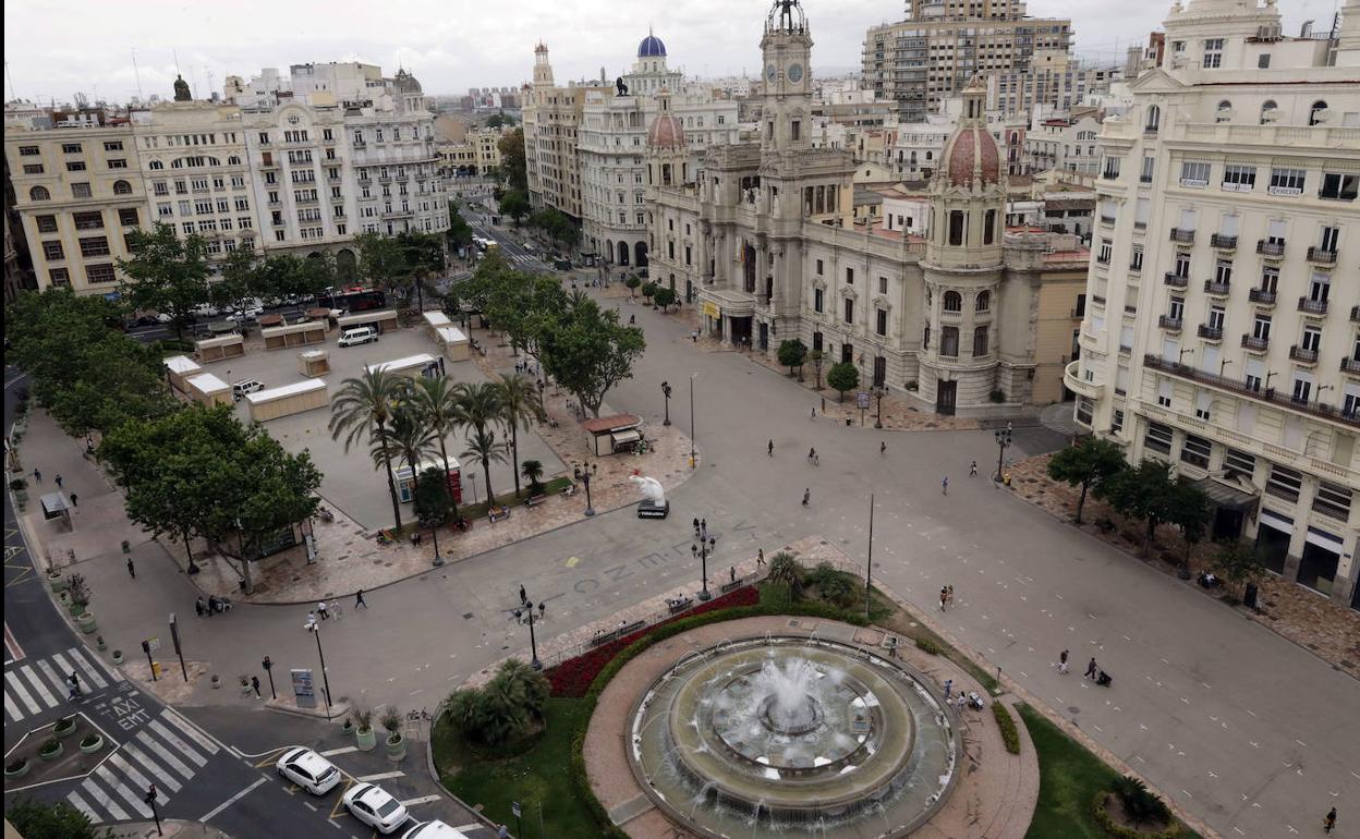 Vista de la plaza del Ayuntamiento de Valencia.