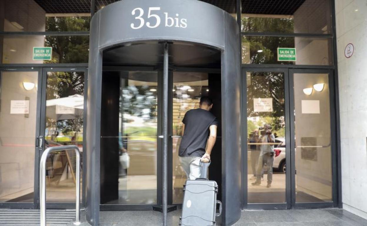 Registro de la UCO en una de las empresas investigadas en la causa con sede en Valencia. 