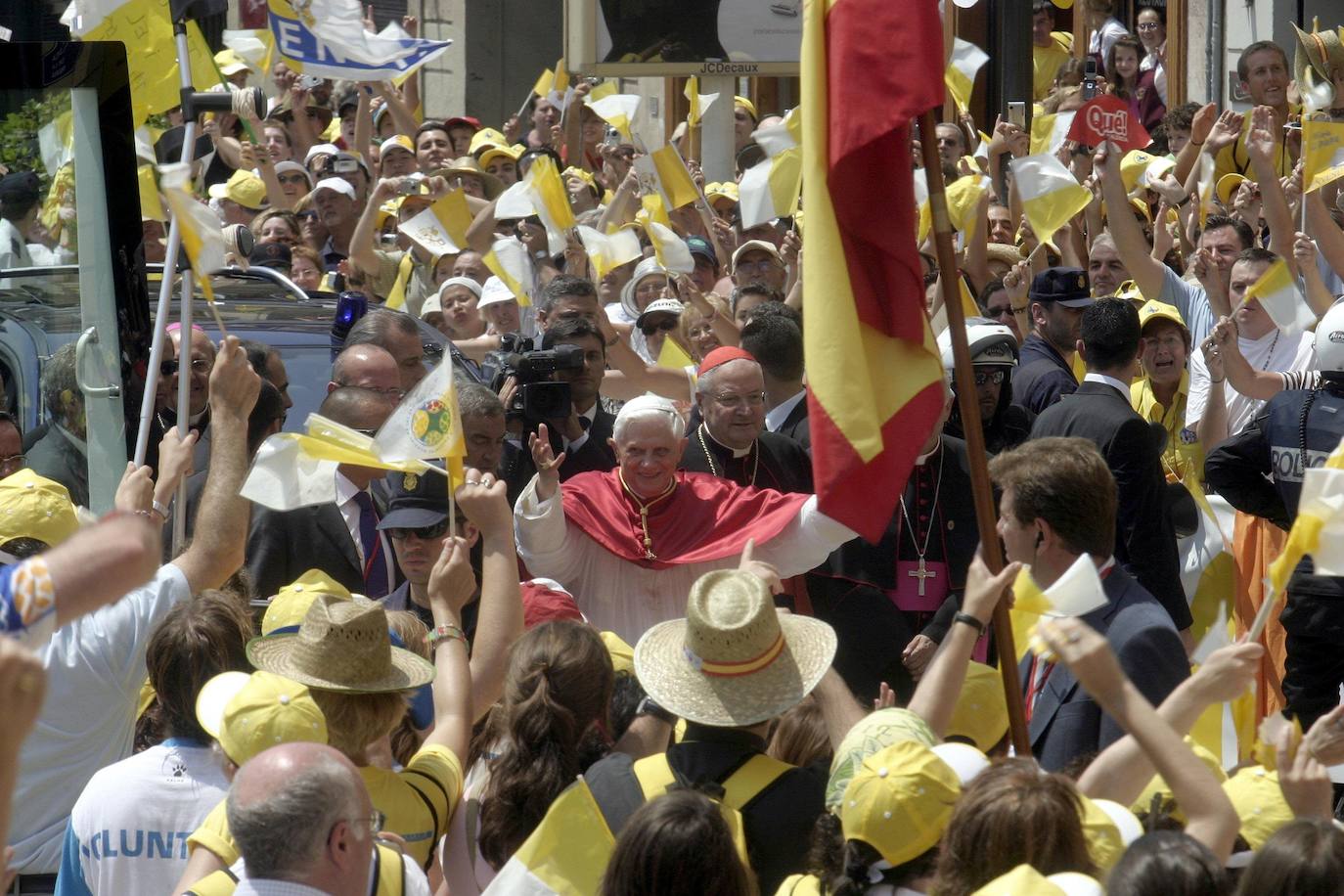 Fotos: El Papa Benedicto XVI en Valencia en el año 2006