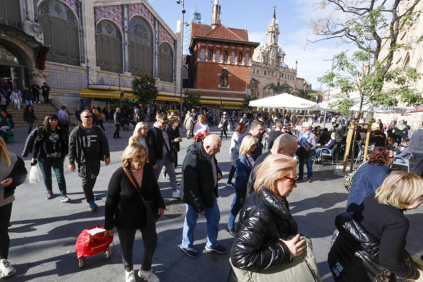 Fotos: El centro de Valencia, lleno en Navidad