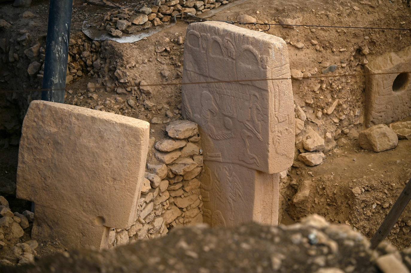 10.- En el sureste de Turquía se encuentra el primer santuario del mundo conocido como Göbekli Tepe. En 2022, los arqueólogos continuan excavando y descifrando nuevos secretos que revelan cómo era la vida hace 12.000 años.