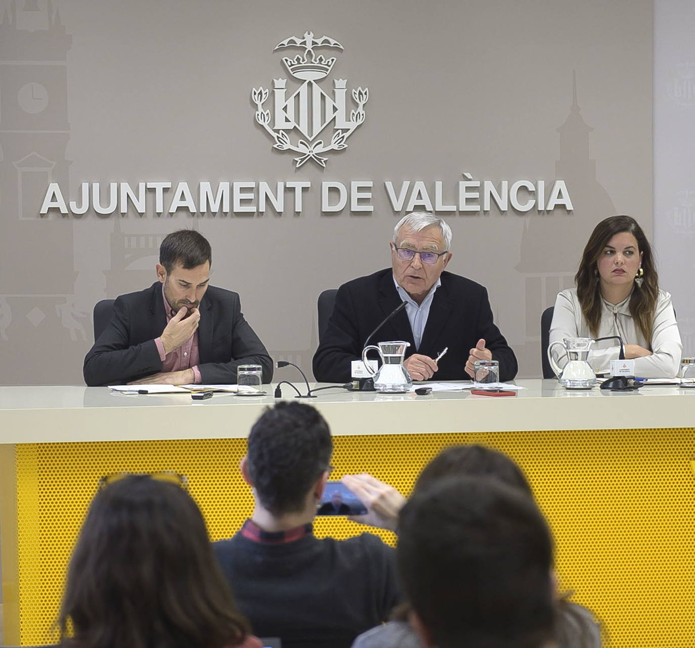 Campillo, Ribó y Gómez, durante una rueda de prensa.