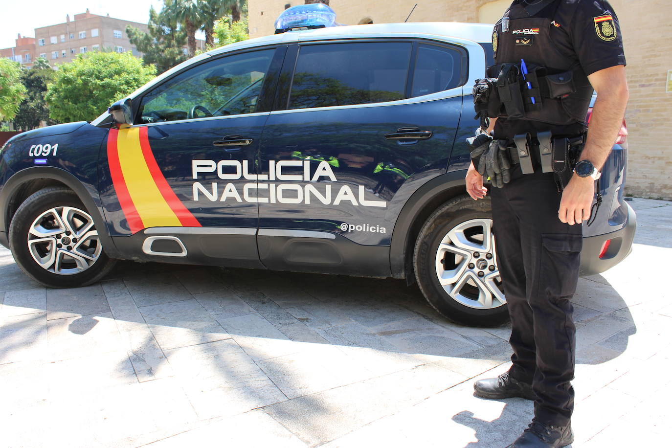 Un agente de la Policía Nacional.