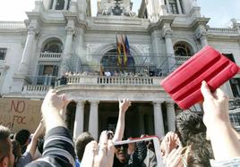 Imagen de archivo del balcón, en una mascletà.