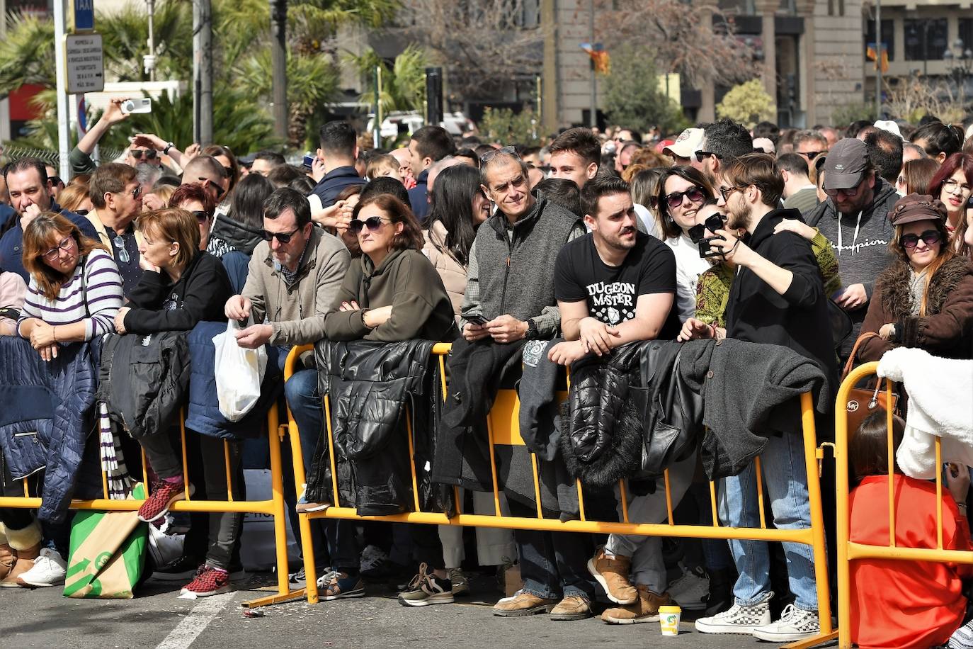 Búscate en la mascletà del domingo 5 de marzo