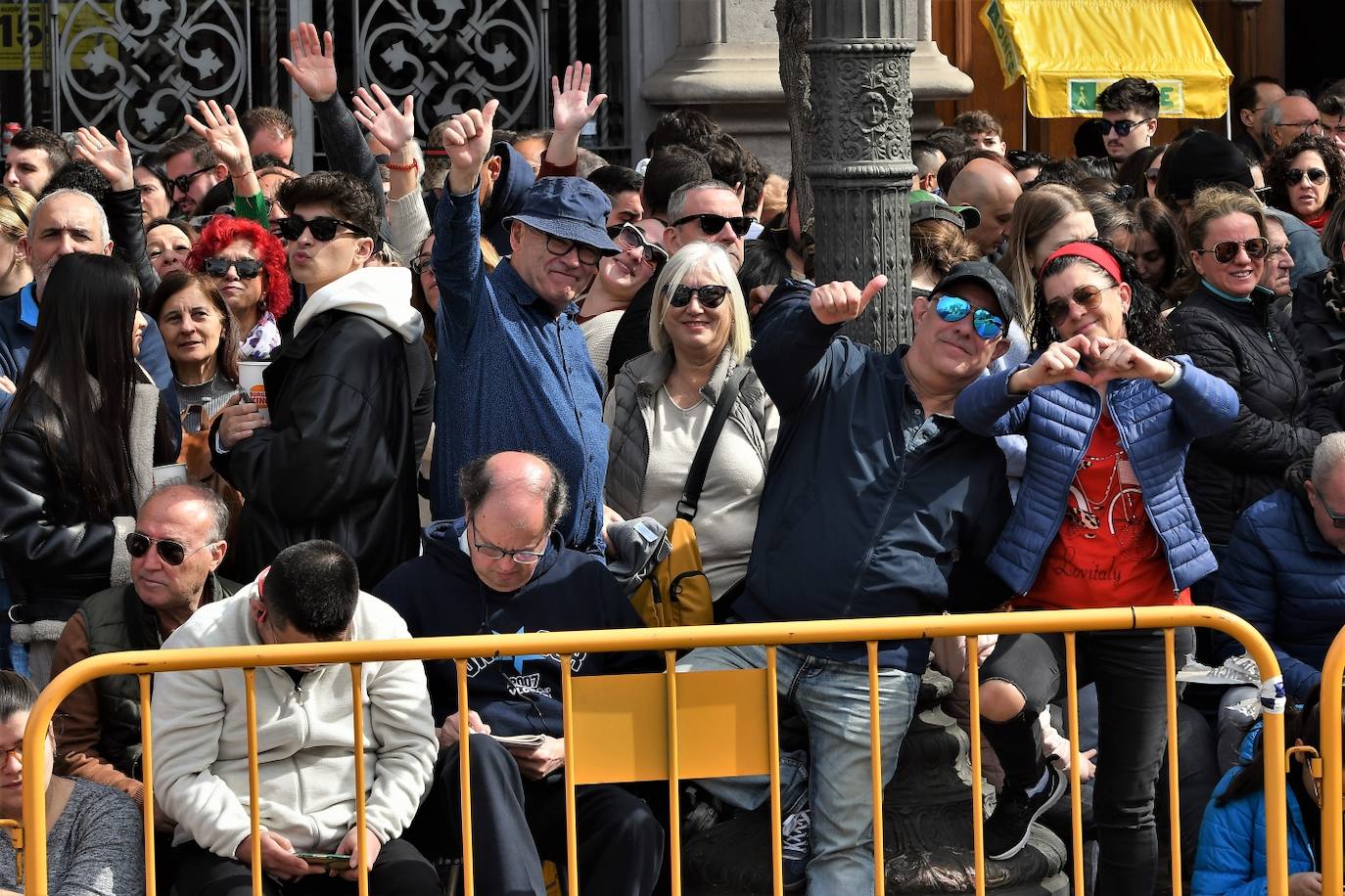 Búscate en la mascletà del domingo 5 de marzo