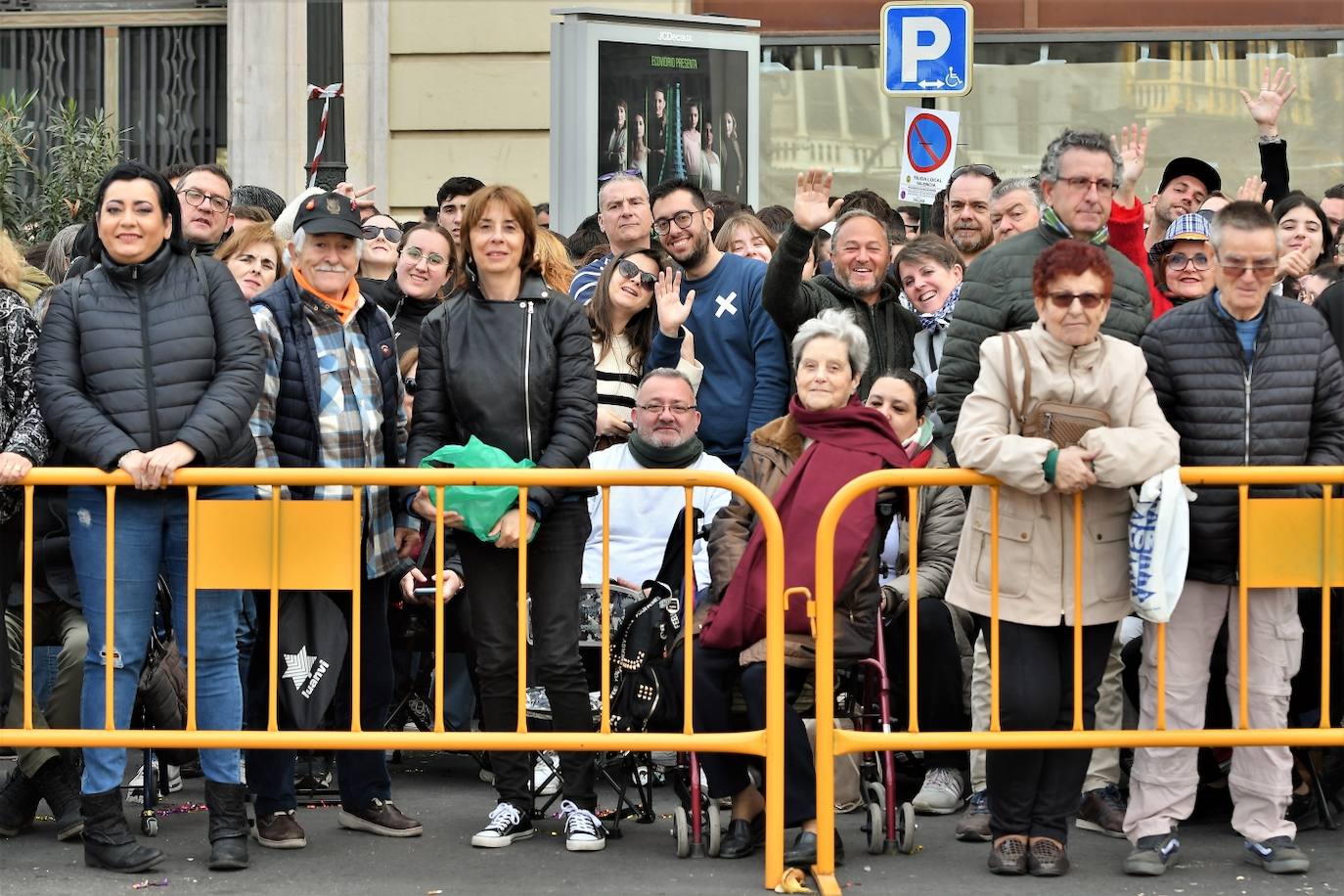 Búscate en la mascletà del domingo 5 de marzo