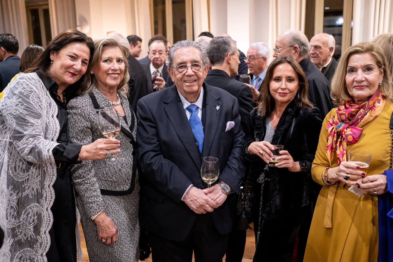 Ana Puchades, Maribel Molins, Manuel Sánchez Luengo, Francisca Cebrián y Pilar Josa.