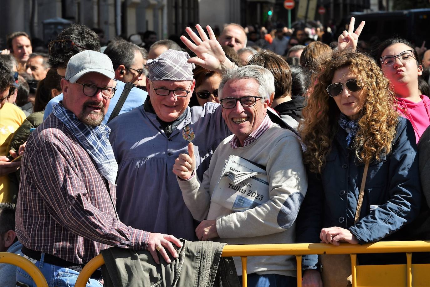 Búscate en la mascletà del lunes 6 de marzo de 2023