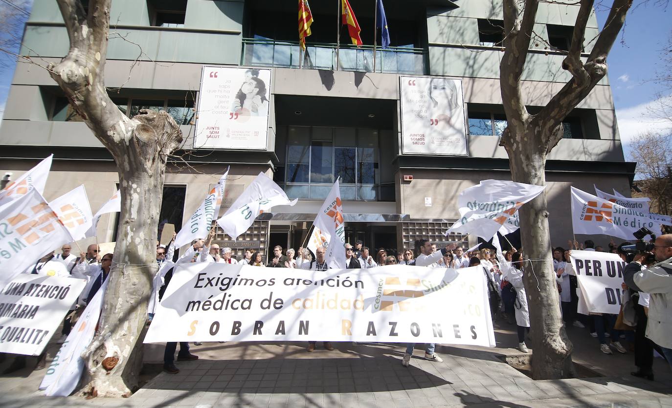 La protesta del Sindicato Médico de la Comunitat