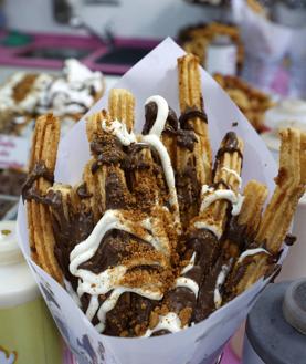 Imagen secundaria 2 - Los churros sin gluten, de dulce de leche y los buñuelos de higo sorprenden en Valencia