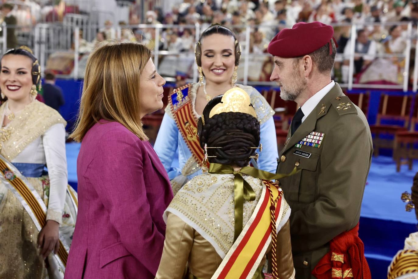 Homenaje de las Fuerzas Armadas a las falleras mayores de Valencia 2023