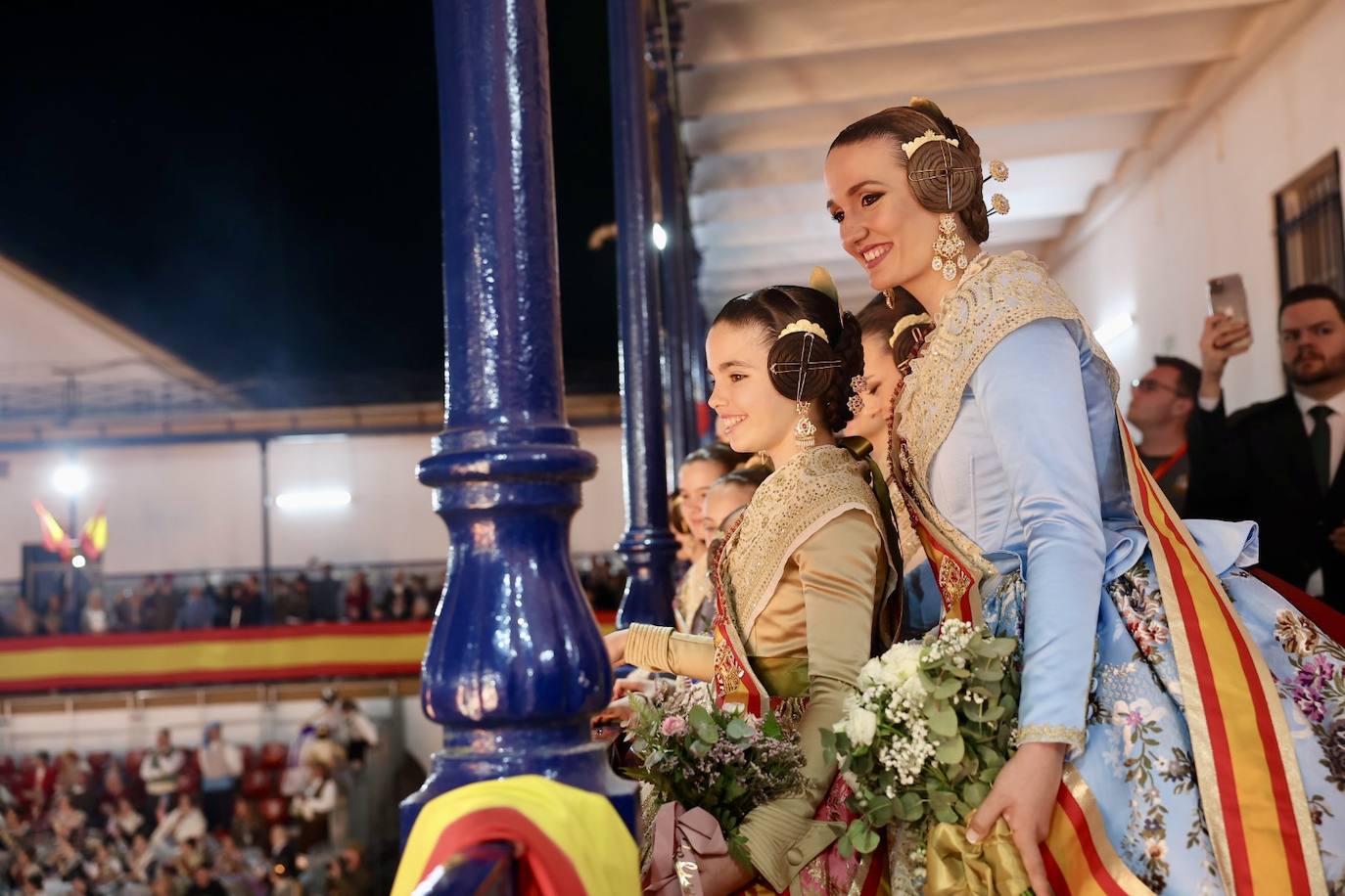 Homenaje de las Fuerzas Armadas a las falleras mayores de Valencia 2023