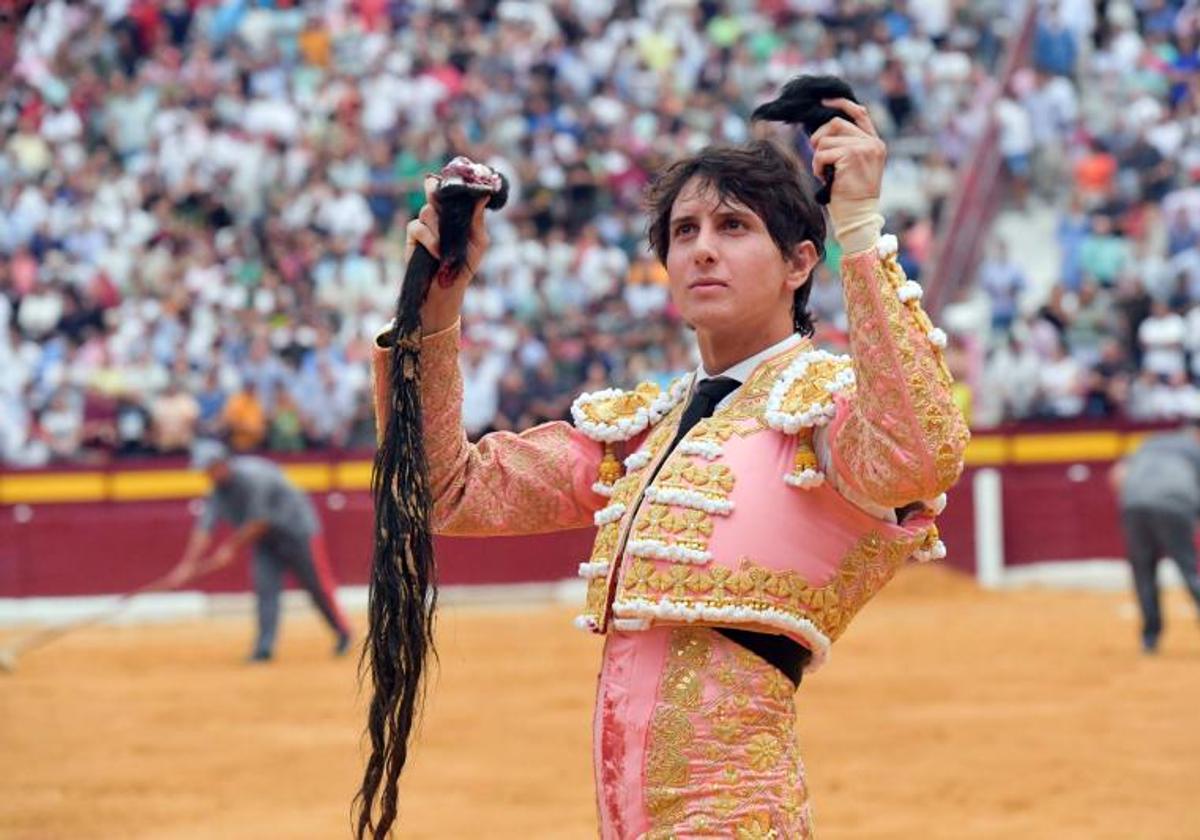 Roca Rey, en una corrida de toros.