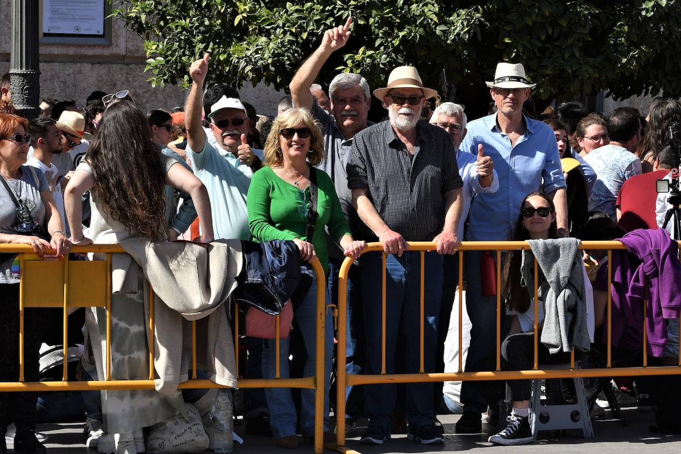 Búscate en la mascletà del viernes 10 de marzo