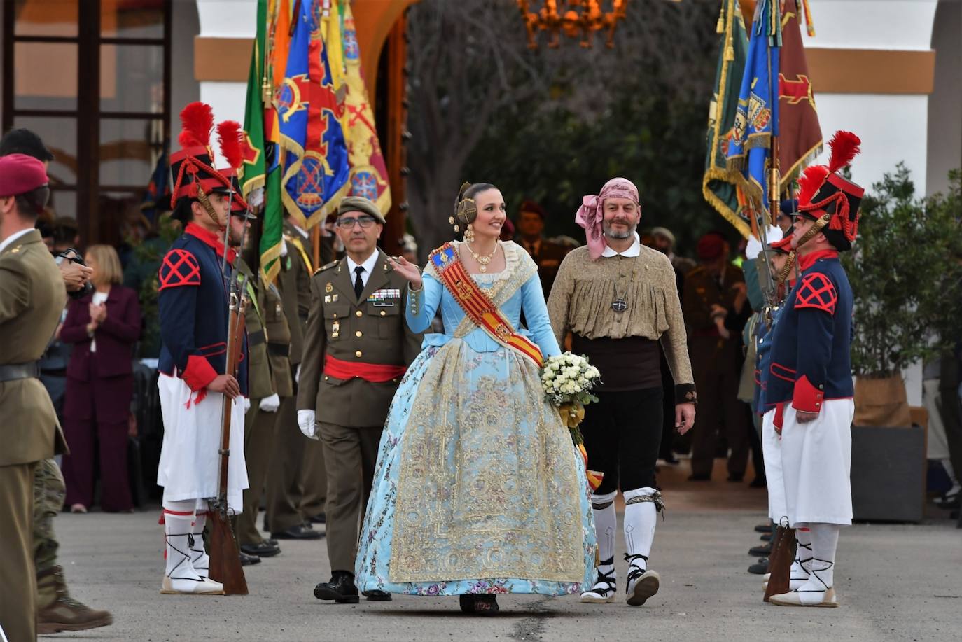 Homenaje de las Fuerzas Armadas a las falleras mayores de Valencia 2023