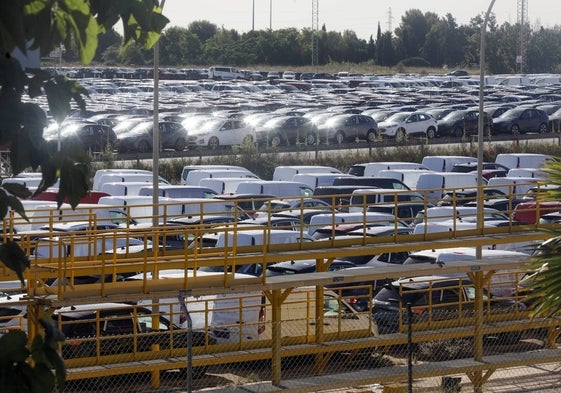 Coches fabricados por Ford Almussafes con la ayuda del sector auxiliar.