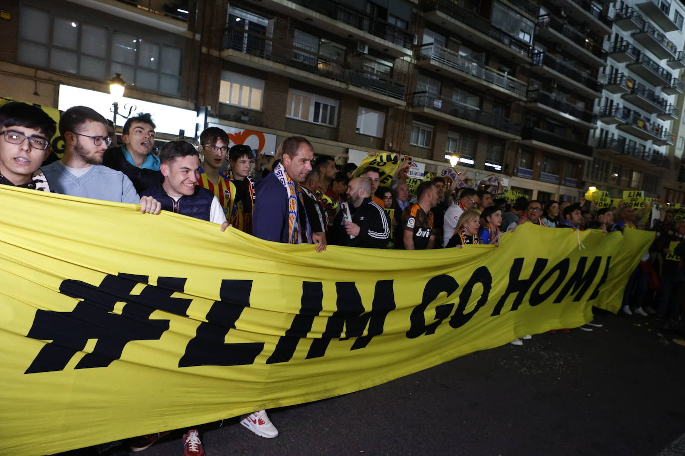 Nueva manifestación del valencianismo contra Peter Lim