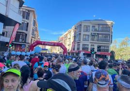 Imagen previa a la salida de la Media Maratón de Elche.