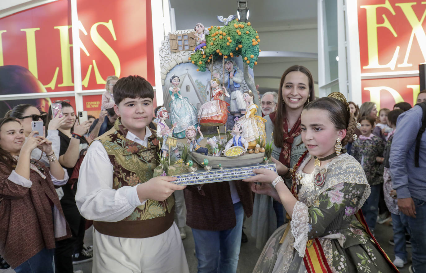 La falla Almirante Cadarso - Conde Altea celebra el premio con su escena 'Día de Pascua en La Albufera', Ninot Indultat Infantil 2023