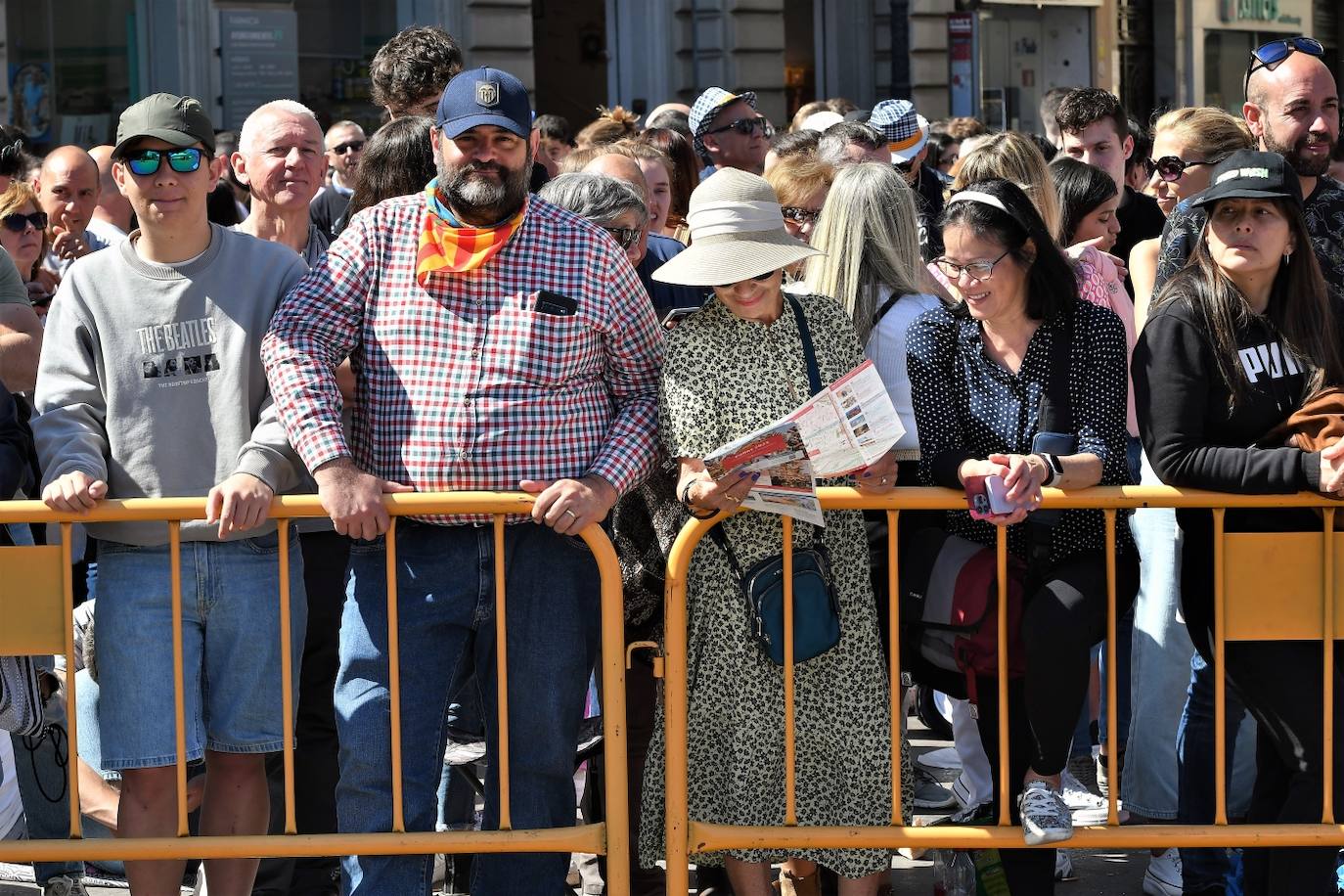 Búscate en la mascletà de este jueves 16 de marzo