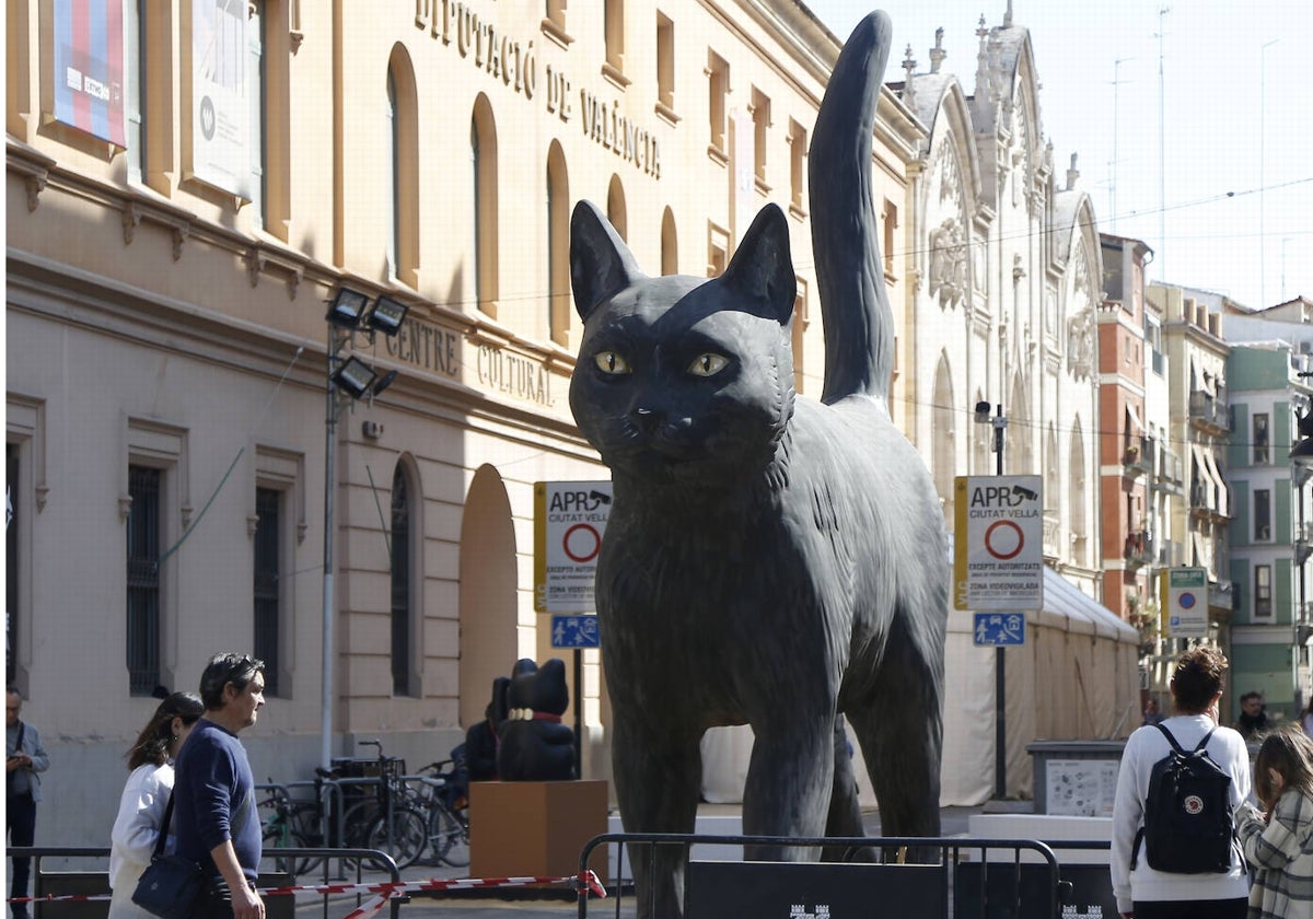 Falla de Escif para la comisión Corona.