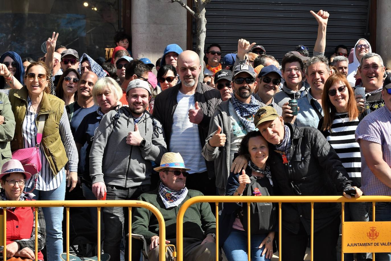 Búscate en la mascletà de este viernes 17 de marzo