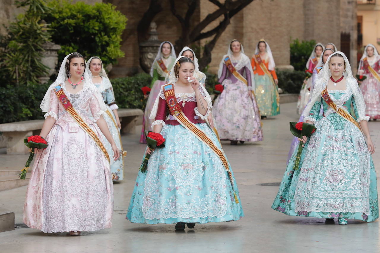 Búscate en la Ofrenda de las Fallas 2023: viernes 17 de marzo