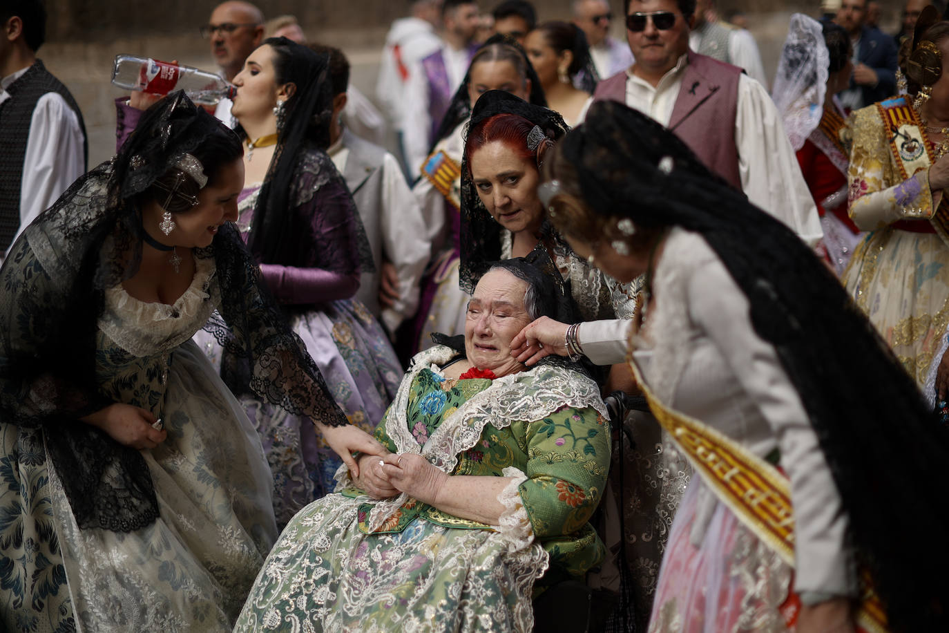 Búscate en la Ofrenda de las Fallas 2023: viernes 17 de marzo