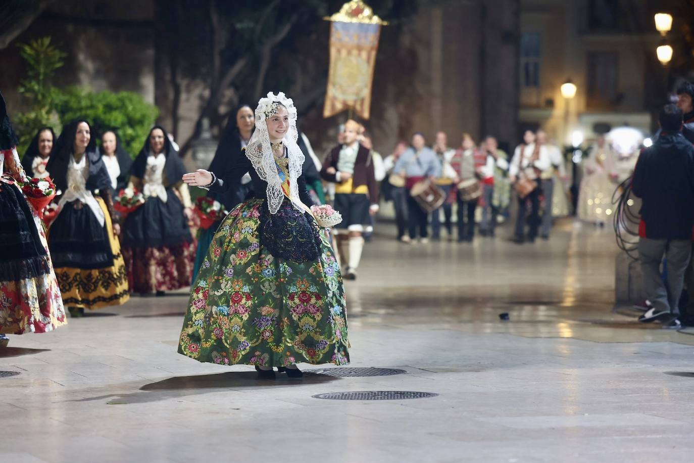 Búscate en la Ofrenda de las Fallas 2023: viernes 17 de marzo